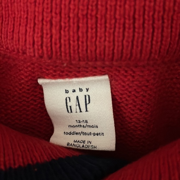 WARM Sweater for Winter - Picture 3 of 4